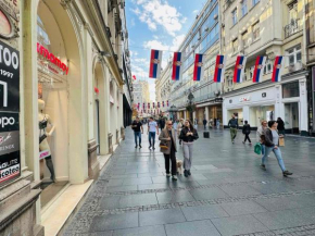 Top Lokacija,Knez Mihajlova
